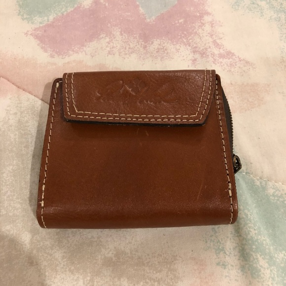 Patricia Nash Leather wallet. - Picture 3 of 4